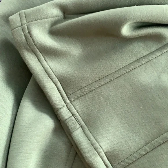 💚LULULEMON GATHERED WAIST CREW PULLOVER-GREEN TWILL-12💚 - Picture 11 of 16
